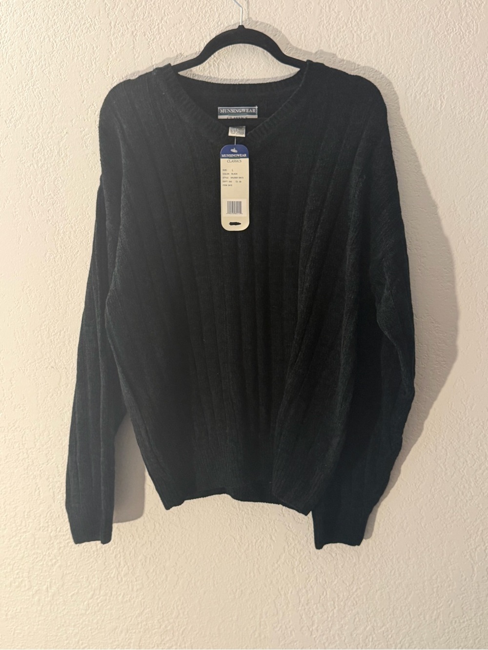 Men's Black Ribbed V-Neck Sweater